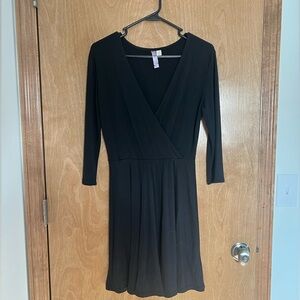 Alya Classic Black Long Sleeve Dress